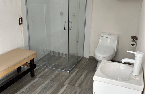 Jocotitlan Apartment | Create great moments in this beautiful space and enjoy the Jacuzzi.