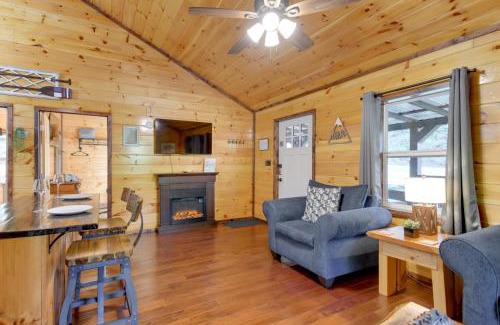 Campton House | Creek Access and Hot Tub Red River Gorge Retreat