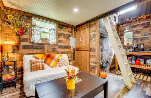 Summerville Apartment | Creek Access, Fire Pit and Grill Summerville Studio