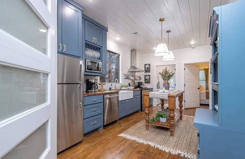 Saint Joe Cottage | Creek Treehouse Atrium Hot Tub Buffalo