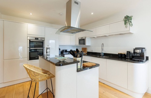 Ryde Ski Chalet | Creek View, Isle of Wight