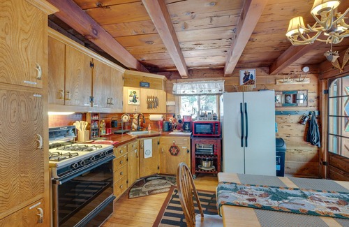 Camp Connell Cabin | Creekside Cabin By Calaveras Big Trees State Park