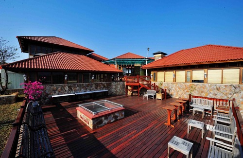 Anesakhan Villa | Crest Villa Mansion