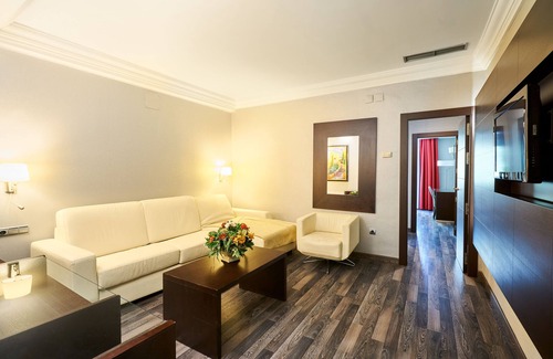 Genil Hotel | Crisol Guadalupe