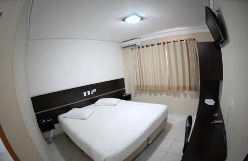 Lins Hotel | Cristal Palace Inn