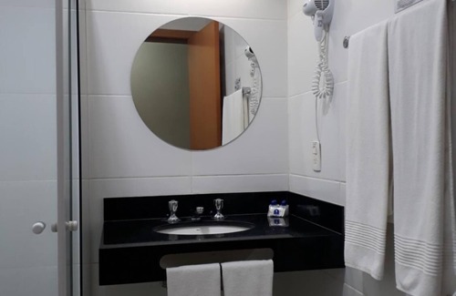 Lins Hotel | Cristal Palace Inn