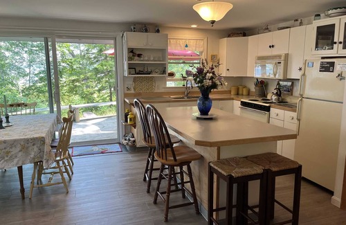 Salsbury Cove Cottage | Cross Carriage House - Oceanside Cottage-On Frenchman's Bay by Acadia NP