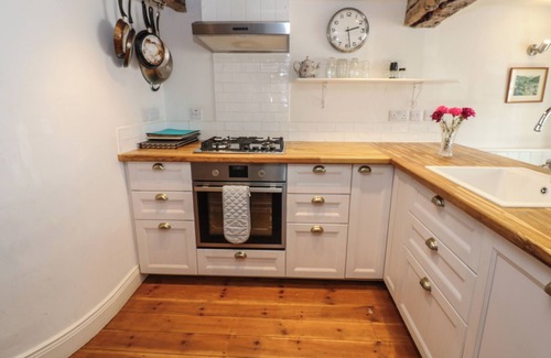 Alston Cottage | CROSS VIEW COTTAGE, family friendly, with open fire in Alston