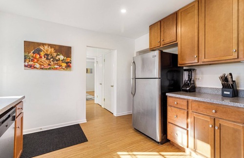 Crown Point House | Crown Point - Pettibone St