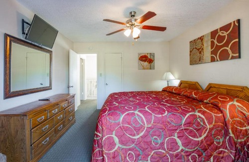 Gautier Hotel | Crown Resorts at Hickory Hills