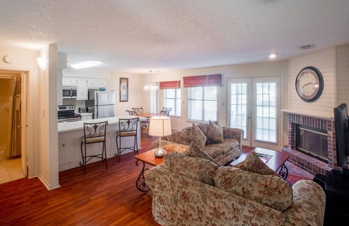 Gautier House | Crown Resorts at Hickory Hills