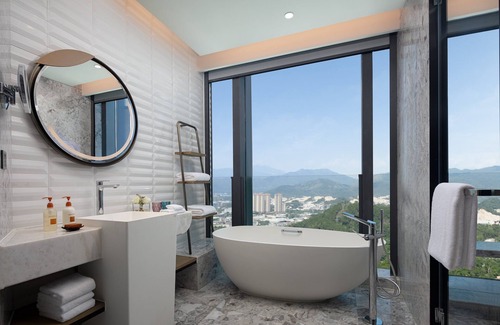 Xiangqiao Qu Hotel | Crowne Plaza Chaozhou Riverside by IHG