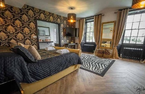 Rodhuish Hotel | Croydon Hall