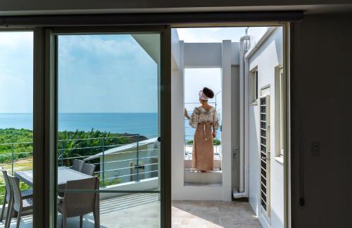 Miyakojima Villa | Cruise Room DESLIE 伊良部島