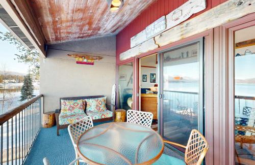 McCall Apartment | Crystal Beach Lakefront Condo