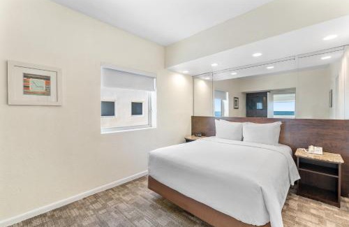 North Beach Hotel | Crystal Beach Suites Miami Oceanfront Hotel