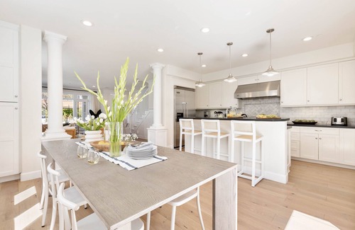 East Side Costa Mesa House | Crystal Cove by AvantStay | Gorgeous & Charming Newport Home!