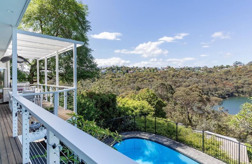 Middle Cove House | Crystal Cove (ISYD) - Magnificent and serene 4 bedroom escape with stunning water views