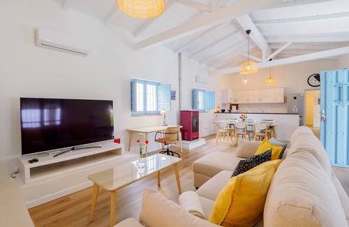 Alhaurin el Grande Cottage | Cubo's Finca El Balneario/private pool/free Wi-Fi