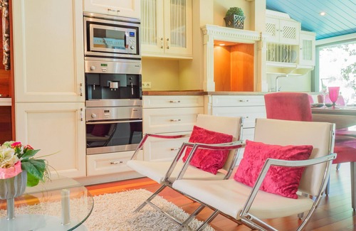 Coin Cottage | Cubo's Finca La Fuente del Pedregal Casa 4/nature/community pool/adventure