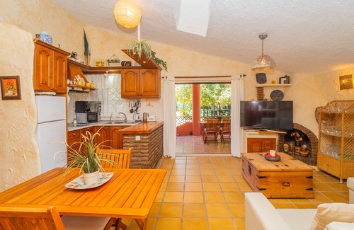 Coin Cottage | Cubo's Finca La Fuente del Pedregal Casa 3/nature/community pool/free Wi-Fi