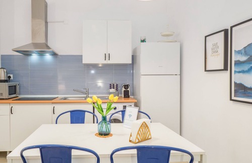 Capuchinos Apartment | Cubo's Malaga Center El Molinillo/free wifi/city center/Air conditioning