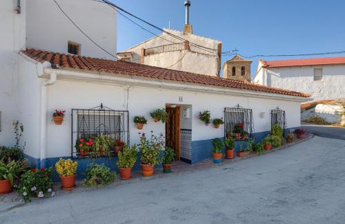 Benamaurel House | Cueva El Murallon Benamaurel