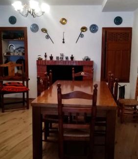 Benamaurel House | Cueva El Murallon Benamaurel