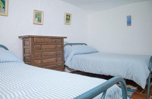 Gorafe House | Cueva Navarro