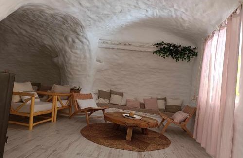 Baza Villa | Cueva OTTO Familiar Privada