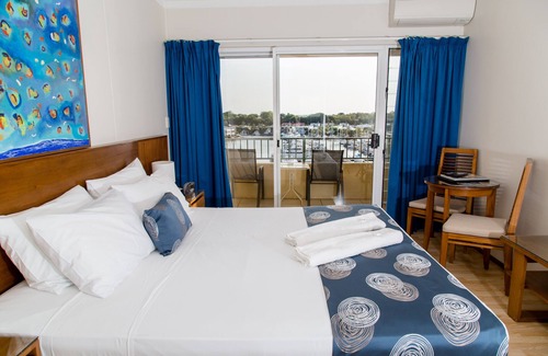 Cullen Bay Hotel | Cullen Bay Resort