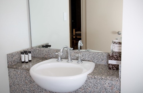 Cullen Bay Hotel | Cullen Bay Resort