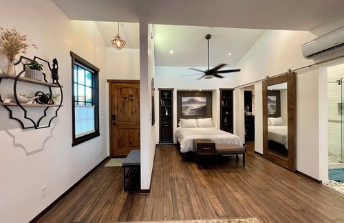 Lucerne - Higuera House | Culver Coop 360 - Luxurious Guesthouse with Rooftop Deck