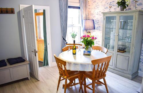 Pakefield House | Curlew Cottage - Suffolk Coastal Escapes