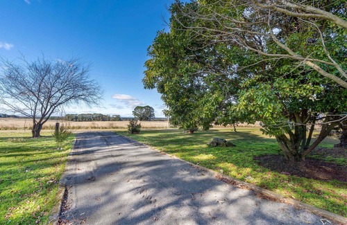 Springside House | 'Currawong' - Gorgeous Country Cottage