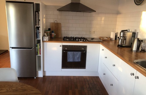 Carrickalinga Cottage | CURROLGA Elevated Seaviews, Tranquil Coastal Retreat Rolling hills, Dogs welcome