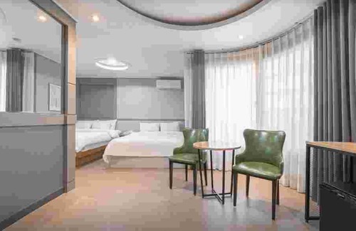 Songman Hotel | CURVE HOTEL IKSAN