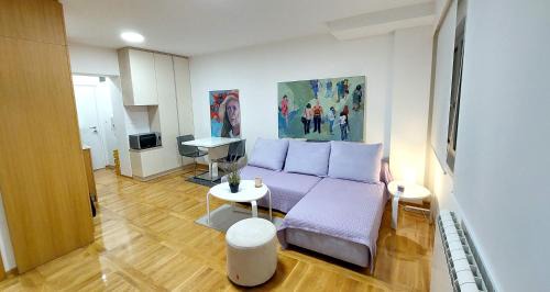 Vracar Apartment | Cute and cozy