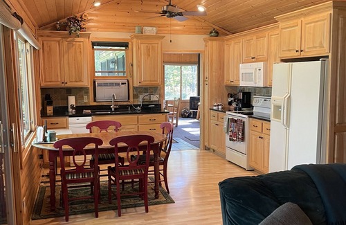 Crosslake Cabin | Cute and Cozy Up North Log Cabin