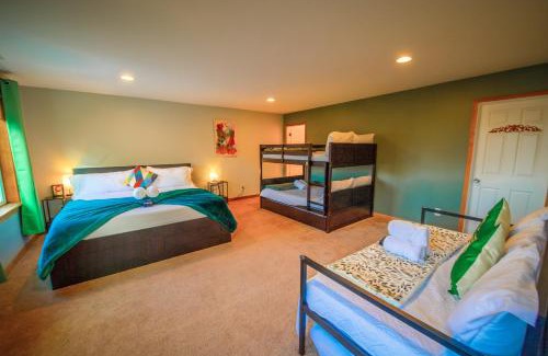 Albany House | Cute Artsy Sleep16 large parking, near parks, OSU