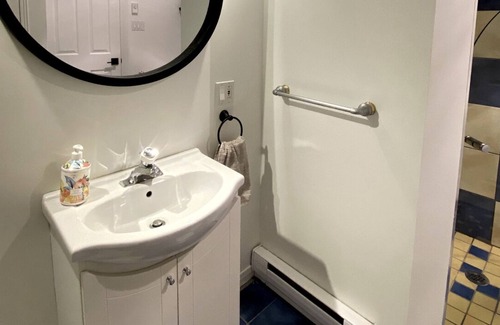 Saint-Romuald Apartment | Cute & clean little appartement!