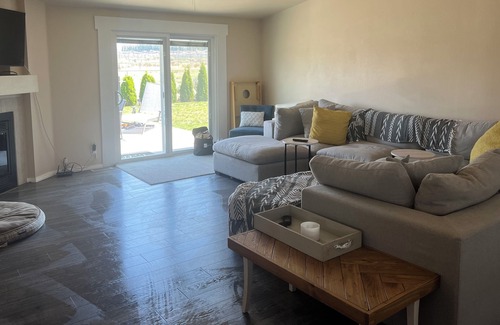 Desert Aire House | Cute, comfortable, fully fenced, clean home great for boating/golf families