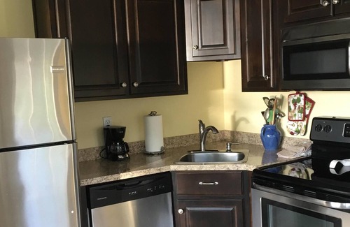 Jacksons' Gap Cottage | Cute Cottage 1/2 mile from boat launch just off 280. Pier, fire pit, deck, PETS