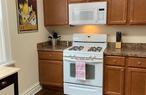 Waukegan Apartment | Cute & Cozy for Family Gatherings