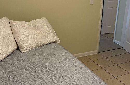 Spring Hill House | Cute home with RV/Boat parking