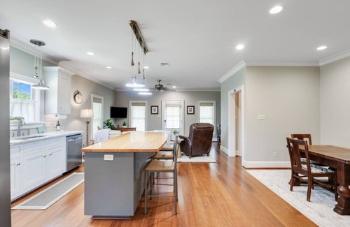 St. Martinville House | Cute house on the prairie