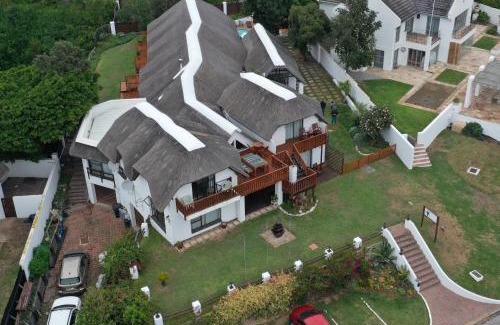 Saint Francis Bay Bed & Breakfast | Cycads on Sea Guest House