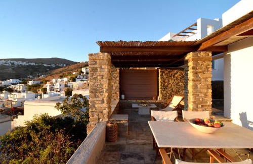 Tinos Town Villa | Cycladic Fos - Entire SeaView 2BR Villa by TinosHost