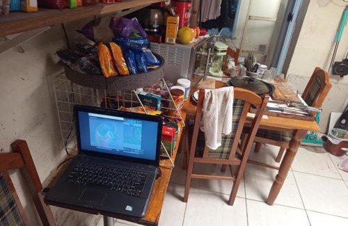 Centro Historico House | Cytau Office Wi-fi 3 Estações Trabalho 1 Dormitório Cozinha Sofá