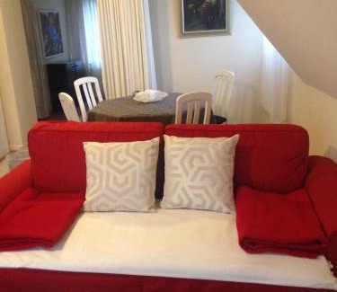 Vennhausen Apartment | Düsseldorf Messe -Apartment Milan